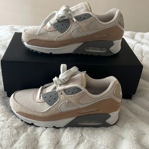 Nike Air Max 90